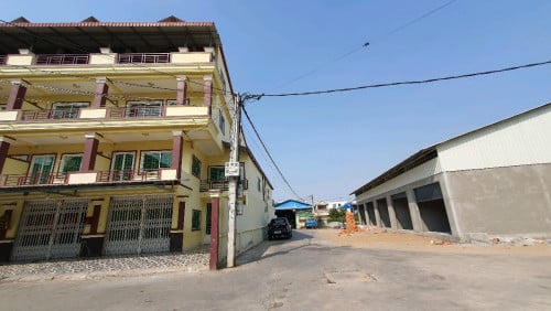 មានតែ3000$អាចទិញផ្ទះ ប្លង់សេ3សន្លឹកបាន