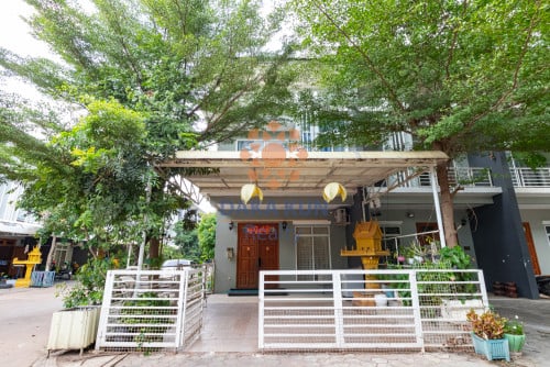 3 Bedrooms House for rent in Svay Dangkum-Siem Reap City