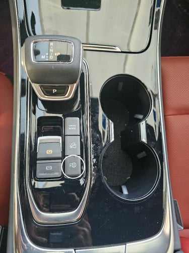 Forthing T5 Evo 2023  (Full Luxury & Sport) តម្លៃ : 26800 $  (ជិះបាន 10,000 Km)