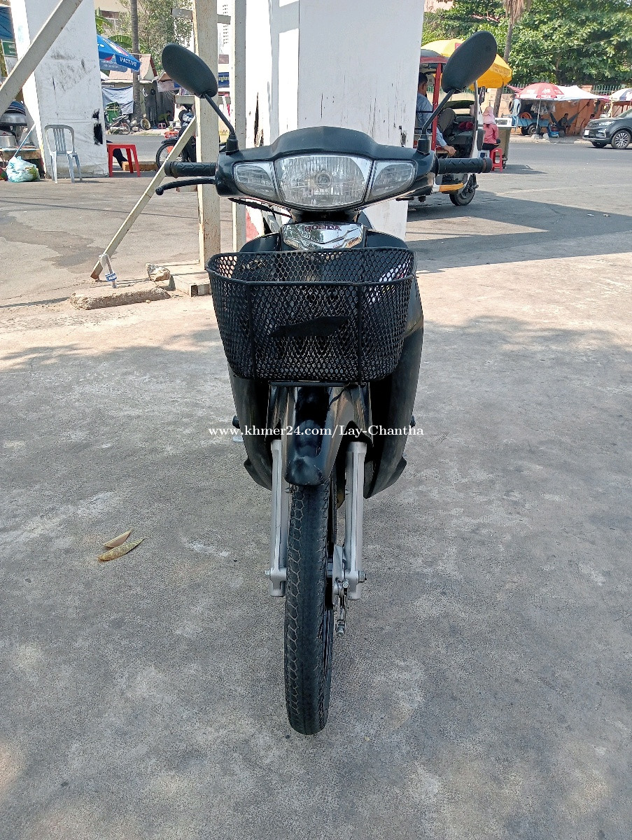 Honda dream Price $650.00 in Veal Vong, Cambodia - ម៉ូតូ ឡូយឡូយ ...