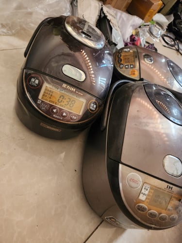 Japan Rice cooker Zojirushi NP-VD18 (1.8L) 10 cups ឆ្នាំងធំ ដាំបាន ១០កំប៉ុង