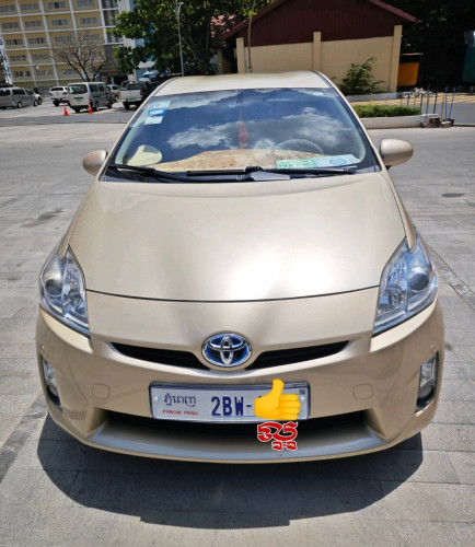 Prius 2010 Option 4 ធានាអត់បុក អត់ប៉ះ អត់ច្រះ ទឹកថ្នាំសុីនមួយជុំ