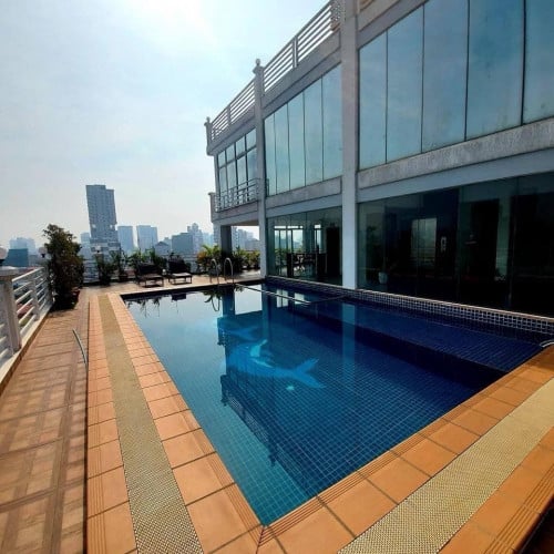 Two bedroom for rent at Russian market