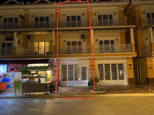 ផ្ទះលក់ តំលៃ60500$ ជាប់ផ្លូវធំ ទី១  E0 E1 E2