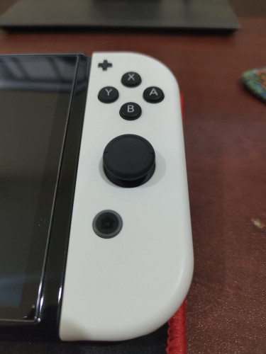 Switch Oled JB 256GB (Almost New)