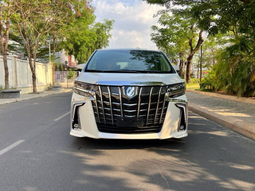 ឡានសម្រាប់លក់ 2018 Toyota Alphard V4 សាំង Tax Paper ចរចារ