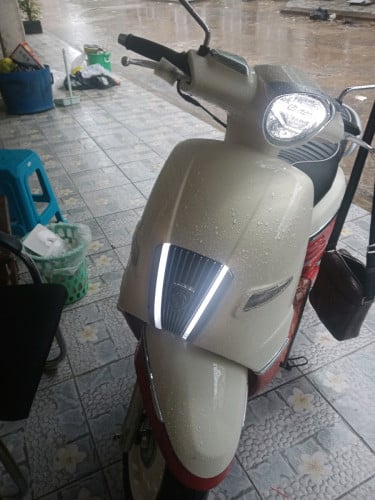 Peugeot D-JANGO 150cc