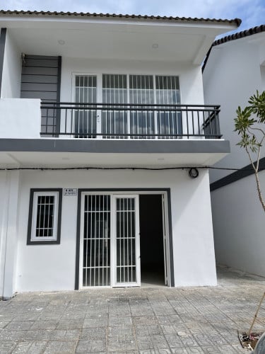 ផ្ទះលក់បន្ទាន់(កាត់ប្លង់រឹងជូន)