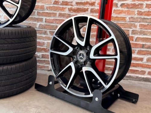 យ៉ាន់សុីន MERCEDES 20” មួយឈុត