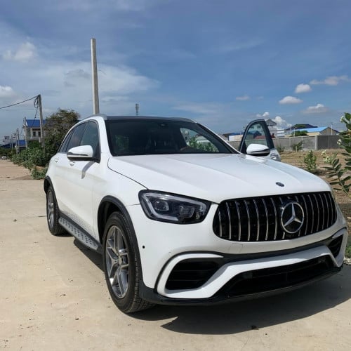 GLC 300 016 full option តំលៃ $52,500