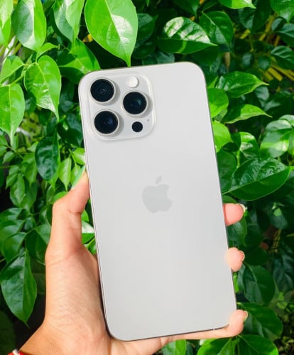 iPhone 15 pmx 256g