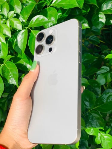 iPhone 15 pmx 256g