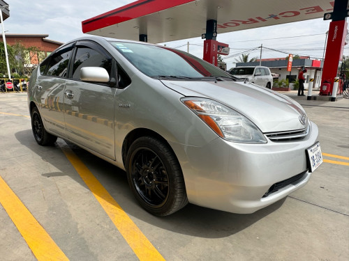 Toyota Prius 06 h full