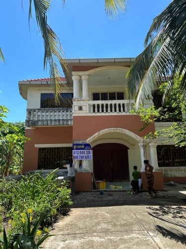 ផ្ទះវីឡានិងដីលក់តំលៃក្រោមទីផ្សារ