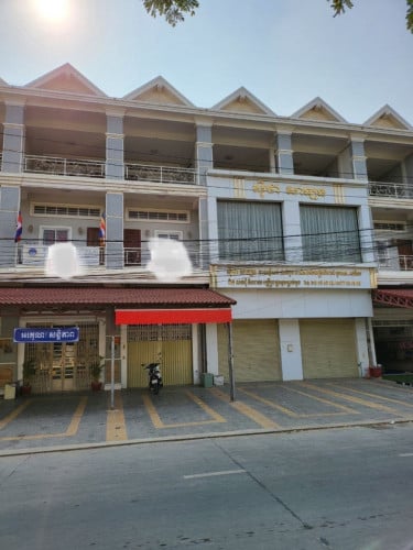 ផ្ទះអាជីវកម្មលក់ 2ល្វែង (បុរី វិមានភ្នំពេញ) ខាងកើតក្រសួងដែនដីថ្មី