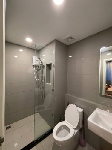 One bedroom park land condo TK