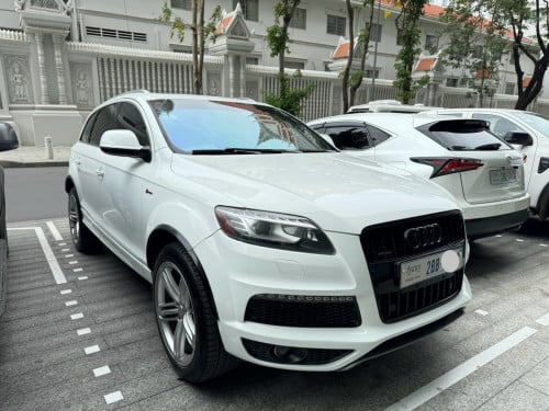 2011 Audi Q7 full option