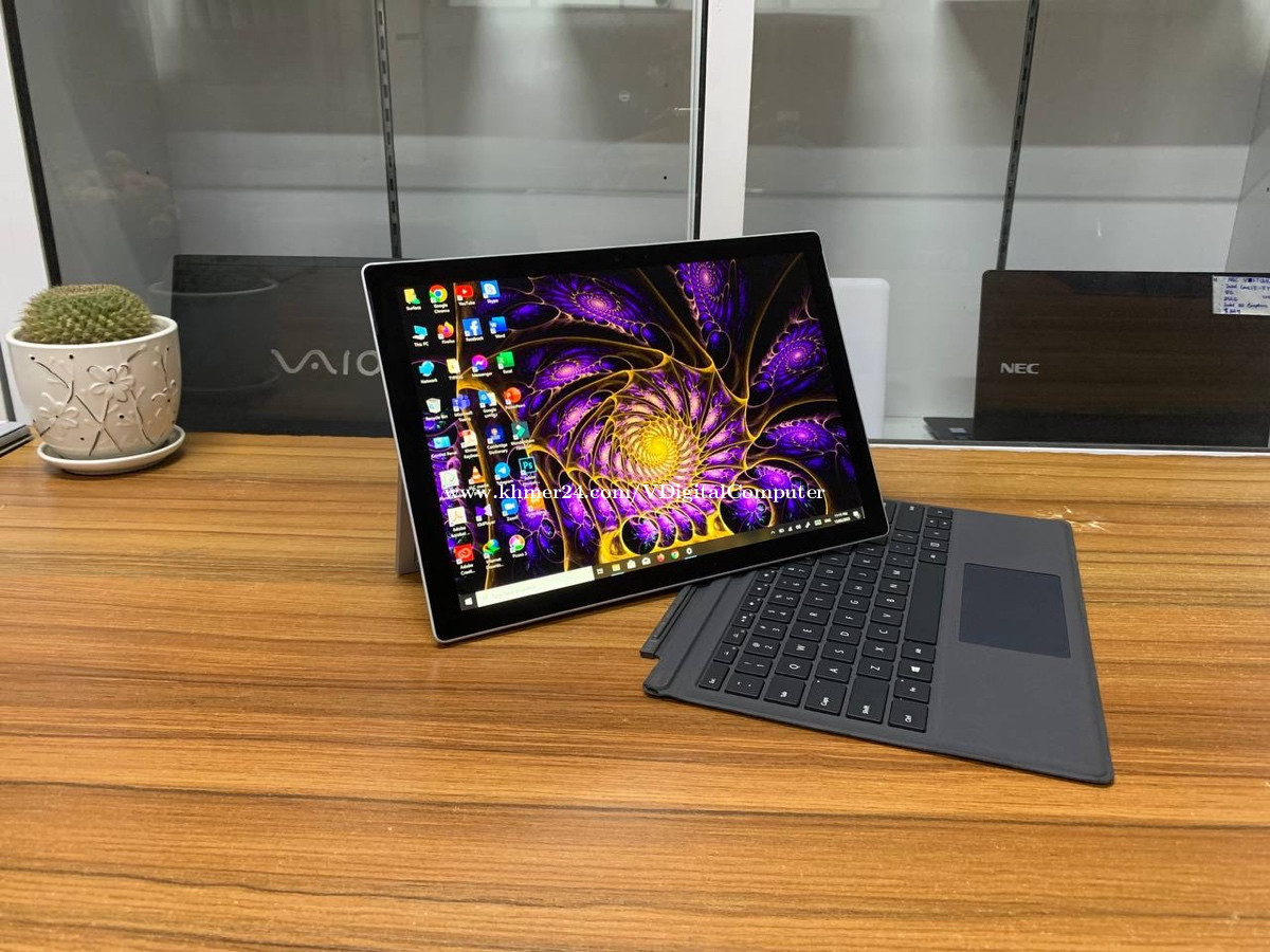 Surface Pro 5 / Touchscreen / 2K Display / Long Battery Life / Core i 5 /  Ram : 8G / 256G SSD PCIe Price $399.00 in Tuek L'ak Bei