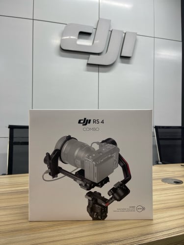 DJI RS 4 Combo