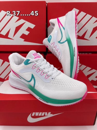 Casual shoes for men and women