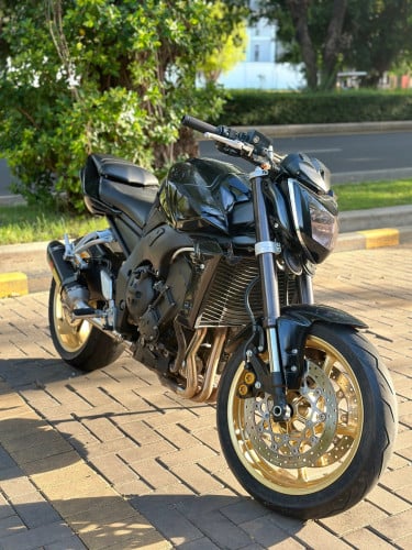 Yamaha Fz1 Full tax
