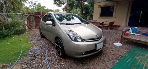 Toyota Prius 06 full options