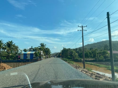 ដីផ្លូវចូលឆ្នេរនេសាទ លក់បន្ទាន់ តម្លៃទន់ៗ​​ 18x70​​ 57500​ ( ចរចា