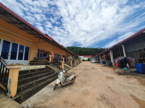 📍ផ្ទះលក់ឡៃឡុង 5*20 ក្រុងព្រះសីហនុ ជិតឆ្នេរព្រែកត្រែង🌊 ប្លង់រឹង