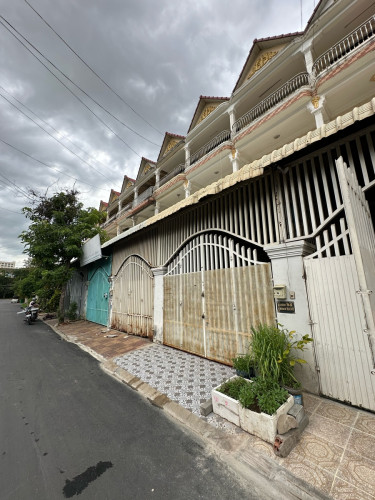 ផ្ទះសម្រាប់ជួល