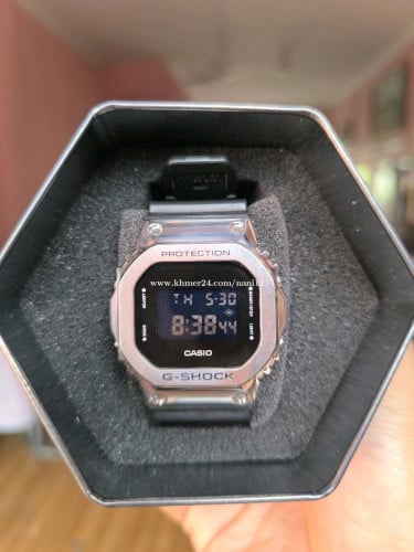 នាឡិការសុីនជប៉ុន