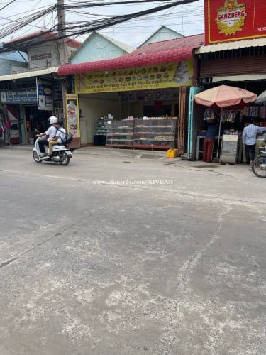 -ផ្ទះលក់ លើផ្លូវ82c