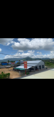 ផ្ទះលក់ នៅក្រុងកំពត ចុះពីស្ពានថ្មថ្មី 500M