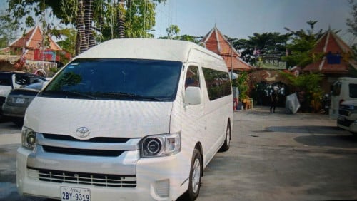 Hiace 018