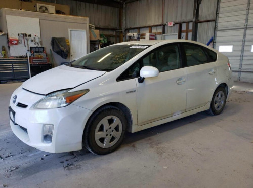 Toyota Prius 2010 option 2 អត់បុក អត់ច្រេះ