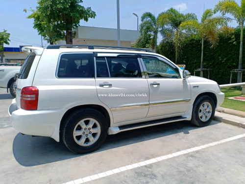 លក់ highleander limited 2002 Pong1 តម្លៃ16000$