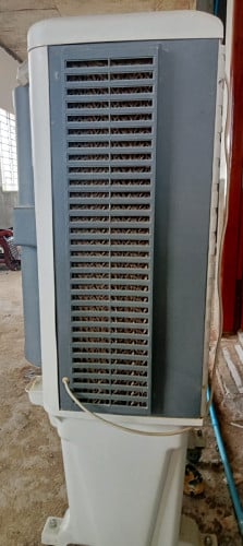 ម៉ាស៊ីនកង្ហារទឹក