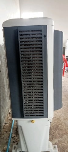 ម៉ាស៊ីនកង្ហារទឹក