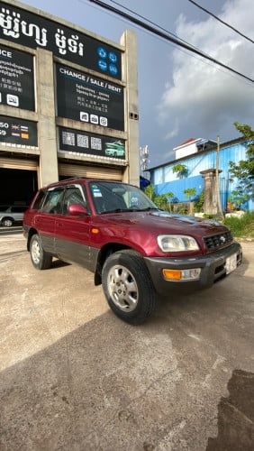 \ud83d\ude99 Toyota RAV-4 for Sale in Sihanoukville