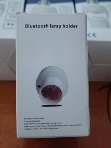 អំពូលបំភ្លឺ អូតូ Bluetooth Lamp Holder