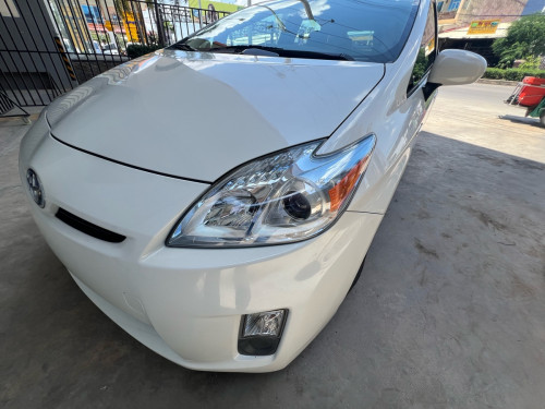 Prius 2010 option2 ឡានមូលក្រដាស់ពន្ធ