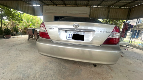 Toyota Camry 02 LE មាស7900 ចរចារ