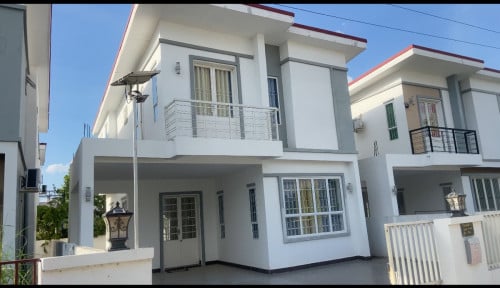 លក់ខាតចោល