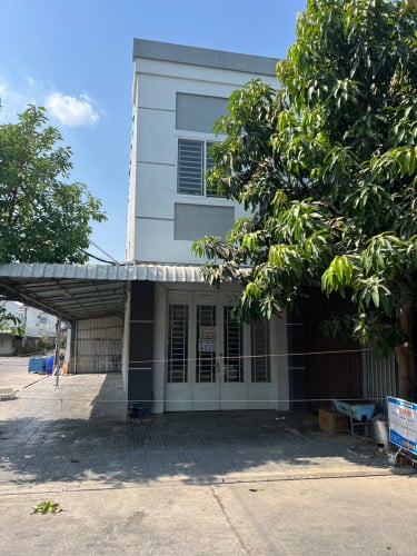 ផ្ទះ​លក់ឬជួល បុរី​ពិភព​ថ្មី​ឈូក​វ៉ា1