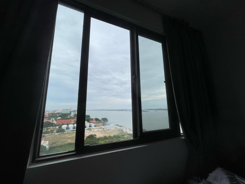 Studio room for rent
