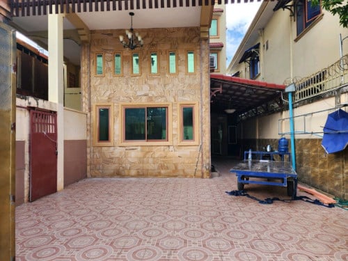4 Bedrooms ground floor for Rent in Phnom Penh Thmey