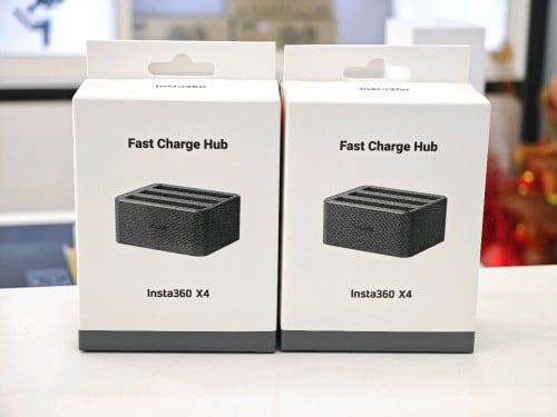 Fast Charge Hub សម្រាប់​ Insta360 X4