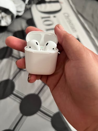 AirPods 1st Generation 95%