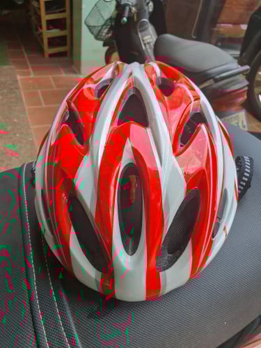 Bicycle helmet (មួកជិះកង់)