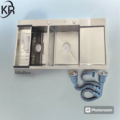 ឡាបូលាងចានខ្នាតធំល្អ ពណ៌ទឹកប្រាក់