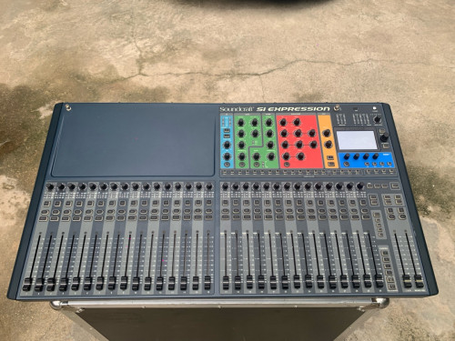 Soundcraft Si Expression 3 មួយទឹក 95%